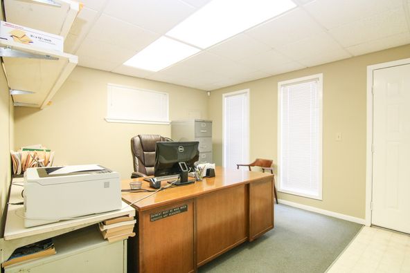 1017 W South St, Alvin, TX 77511